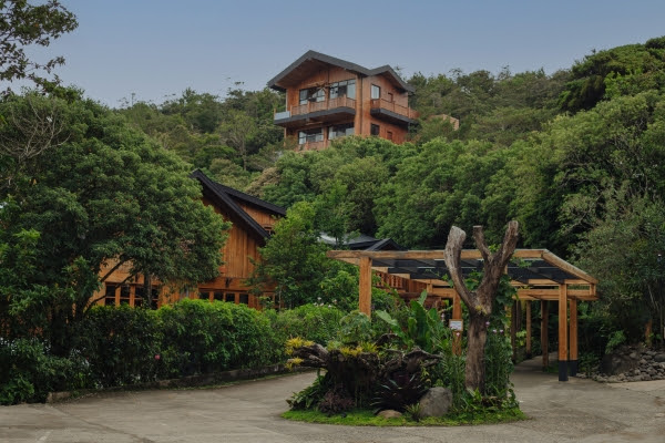 Rethinking Summer Travel: A Shift Toward More Considered Stays
